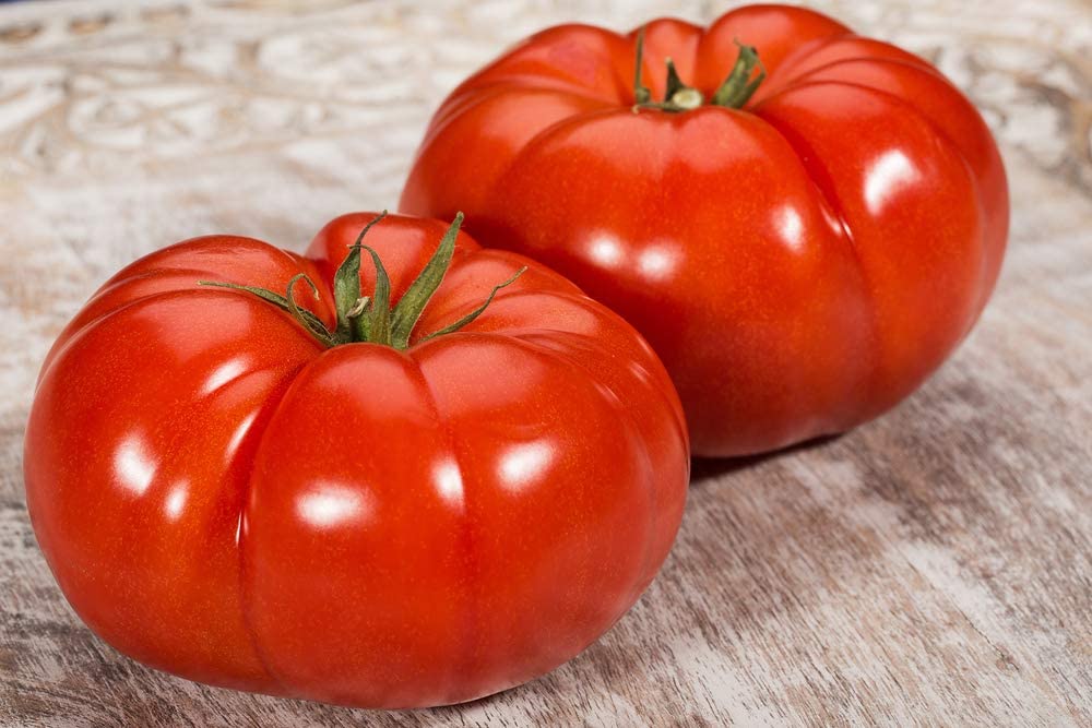 Delicious Giant Tomato, 50 Heirloom Seeds Per Packet, Non GMO Seeds